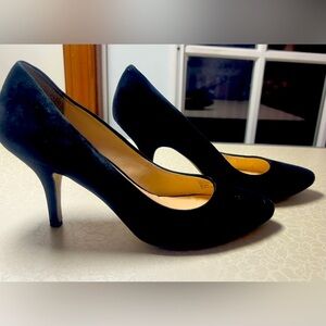 I•N•C International Concepts | ladies Zitah suede heel shoes. Size: 8.5